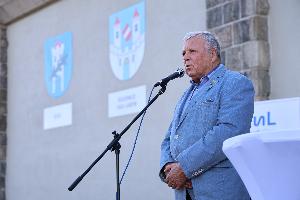 Roudnice odhalila první etapu Erbovní stěny polabských měst