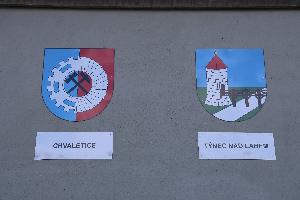 Roudnice odhalila první etapu Erbovní stěny polabských měst