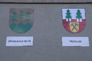Roudnice odhalila první etapu Erbovní stěny polabských měst
