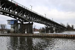 Oprava ložisek mostu dopravu omezí jen v noci