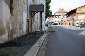 Práce v ulicích Poděbradova a Palackého dopravu neomezí, uzavřou však podjezd k Labi